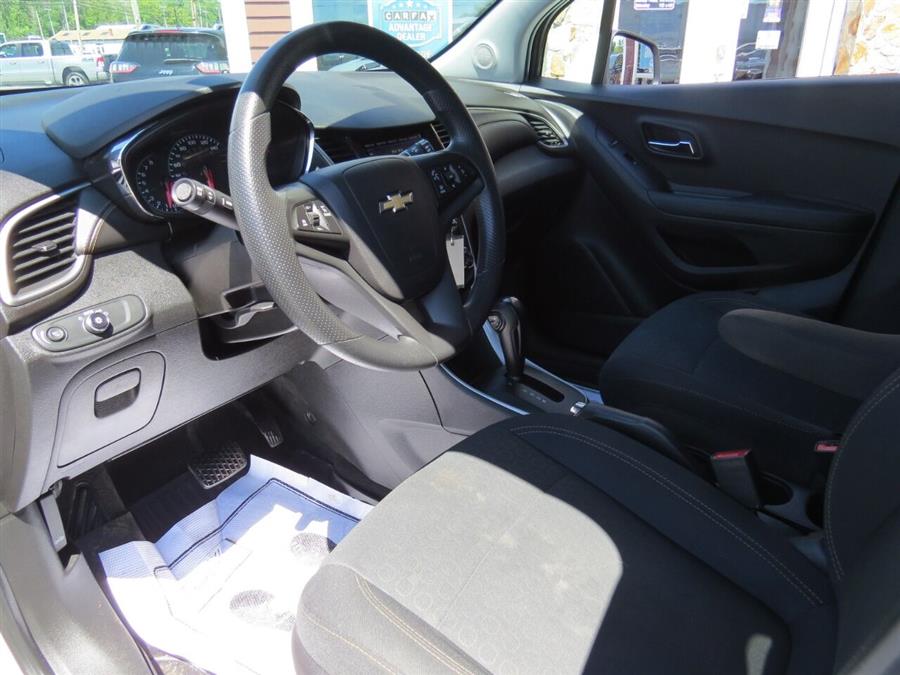 Used Chevrolet Trax LS AWD 4dr Crossover 2020 | Lake City Exports Inc. Auburn, Maine Used Chevrolet Trax LS AWD 4dr Crossover 2020 | Lake City Exports Inc. Auburn, Maine