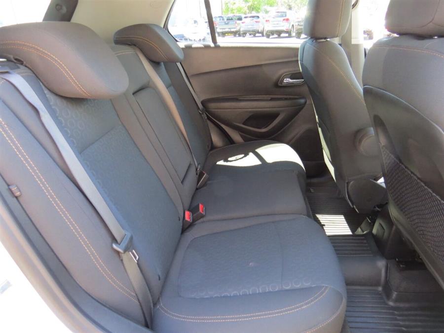 Used Chevrolet Trax LS AWD 4dr Crossover 2020 | Lake City Exports Inc. Auburn, Maine Used Chevrolet Trax LS AWD 4dr Crossover 2020 | Lake City Exports Inc. Auburn, Maine