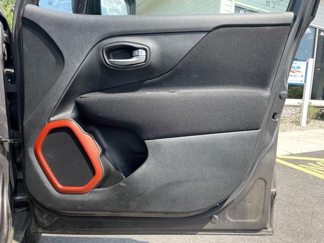 Used Jeep Renegade Sport 2019 | Blasius of Danbury. Danbury, Connecticut Used Jeep Renegade Sport 2019 | Blasius of Danbury. Danbury, Connecticut