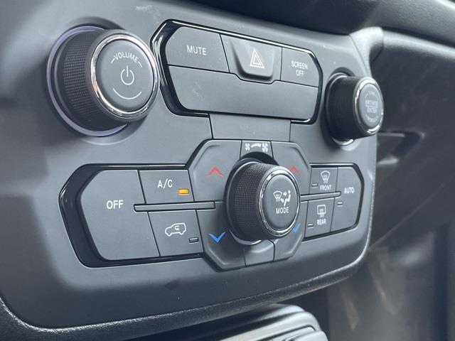 Used Jeep Renegade Sport 2019 | Blasius of Danbury. Danbury, Connecticut Used Jeep Renegade Sport 2019 | Blasius of Danbury. Danbury, Connecticut