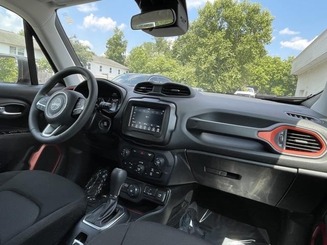 Used Jeep Renegade Sport 2019 | Blasius of Danbury. Danbury, Connecticut Used Jeep Renegade Sport 2019 | Blasius of Danbury. Danbury, Connecticut