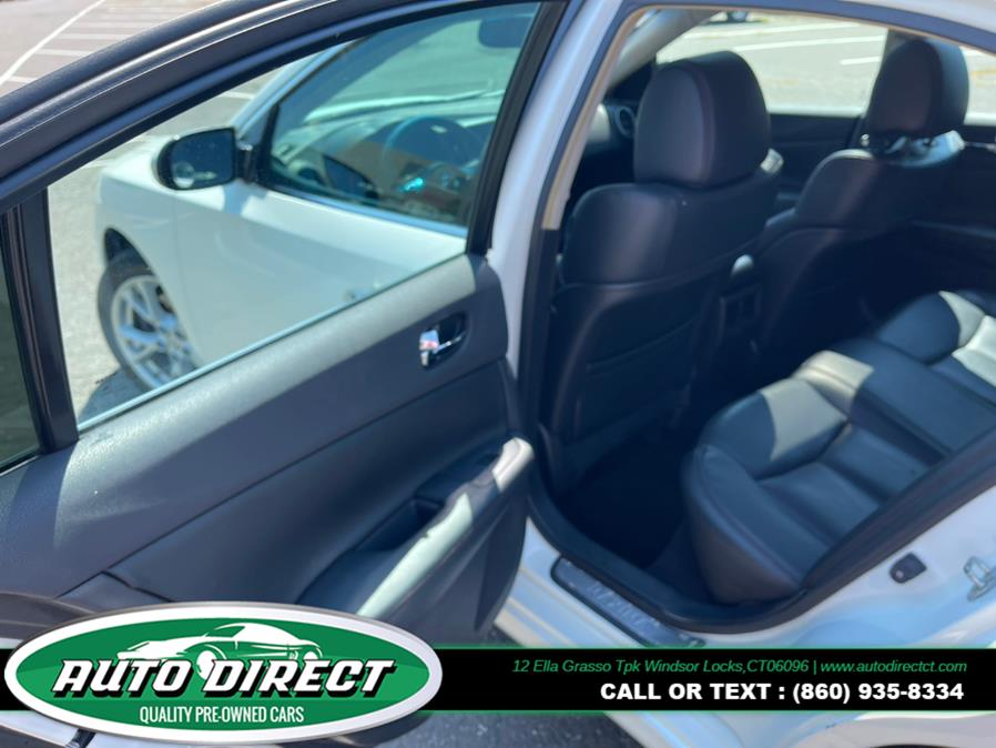 2014 Nissan Maxima 4dr Sdn 3.5 S, available for sale in Windsor Locks, Connecticut | Auto Direct LLC. Windsor Locks, Connecticut 2014 Nissan Maxima 4dr Sdn 3.5 S, available for sale in Windsor Locks, Connecticut | Auto Direct LLC. Windsor Locks, Connecticut