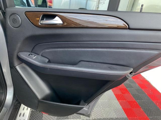 Used Mercedes-benz M-class ML 350 2014 | Queens Auto Mall. Richmond Hill, New York Used Mercedes-benz M-class ML 350 2014 | Queens Auto Mall. Richmond Hill, New York