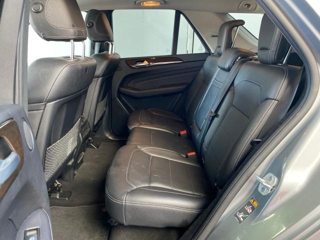 Used Mercedes-benz M-class ML 350 2014 | Queens Auto Mall. Richmond Hill, New York Used Mercedes-benz M-class ML 350 2014 | Queens Auto Mall. Richmond Hill, New York