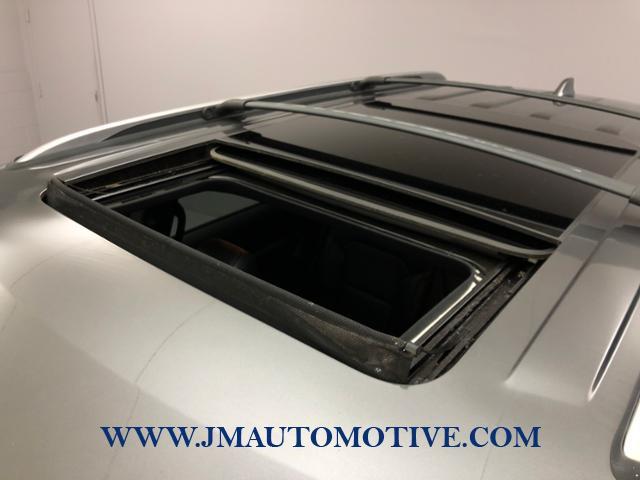 2016 Ford Explorer 4WD 4dr XLT, available for sale in Naugatuck, Connecticut | J&M Automotive Sls&Svc LLC. Naugatuck, Connecticut 2016 Ford Explorer 4WD 4dr XLT, available for sale in Naugatuck, Connecticut | J&M Automotive Sls&Svc LLC. Naugatuck, Connecticut