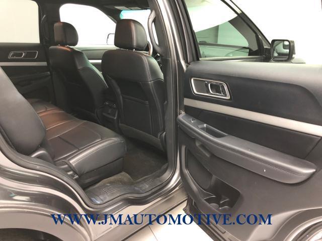 2016 Ford Explorer 4WD 4dr XLT, available for sale in Naugatuck, Connecticut | J&M Automotive Sls&Svc LLC. Naugatuck, Connecticut 2016 Ford Explorer 4WD 4dr XLT, available for sale in Naugatuck, Connecticut | J&M Automotive Sls&Svc LLC. Naugatuck, Connecticut