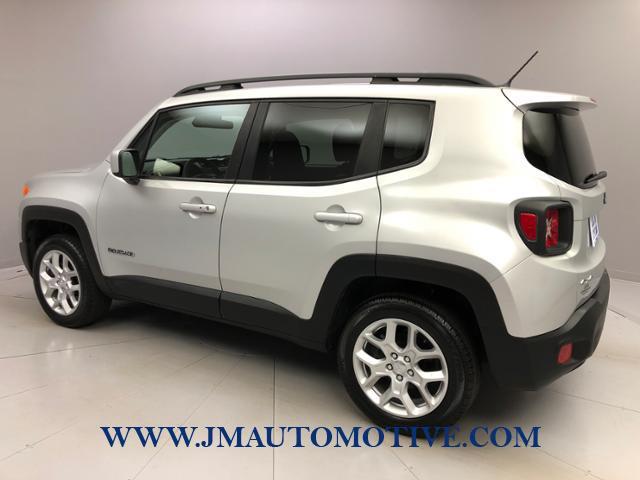Used Jeep Renegade 4WD 4dr Latitude 2016 | J&M Automotive Sls&Svc LLC. Naugatuck, Connecticut Used Jeep Renegade 4WD 4dr Latitude 2016 | J&M Automotive Sls&Svc LLC. Naugatuck, Connecticut