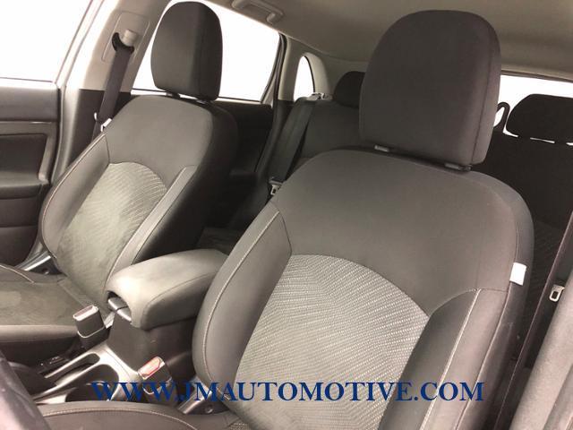 Used Mitsubishi Outlander Sport AWD 4dr CVT SE 2014 | J&M Automotive Sls&Svc LLC. Naugatuck, Connecticut Used Mitsubishi Outlander Sport AWD 4dr CVT SE 2014 | J&M Automotive Sls&Svc LLC. Naugatuck, Connecticut