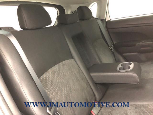 Used Mitsubishi Outlander Sport AWD 4dr CVT SE 2014 | J&M Automotive Sls&Svc LLC. Naugatuck, Connecticut Used Mitsubishi Outlander Sport AWD 4dr CVT SE 2014 | J&M Automotive Sls&Svc LLC. Naugatuck, Connecticut