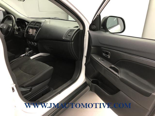 Used Mitsubishi Outlander Sport AWD 4dr CVT SE 2014 | J&M Automotive Sls&Svc LLC. Naugatuck, Connecticut Used Mitsubishi Outlander Sport AWD 4dr CVT SE 2014 | J&M Automotive Sls&Svc LLC. Naugatuck, Connecticut