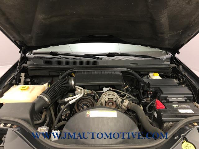 Used Jeep Grand Cherokee 4WD 4dr Laredo 2010 | J&M Automotive Sls&Svc LLC. Naugatuck, Connecticut Used Jeep Grand Cherokee 4WD 4dr Laredo 2010 | J&M Automotive Sls&Svc LLC. Naugatuck, Connecticut