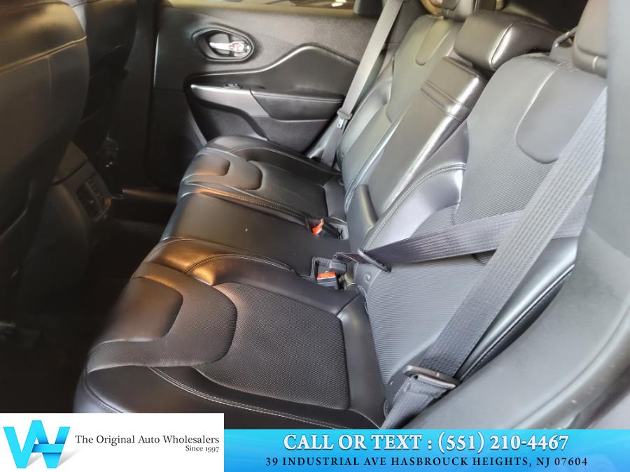 2019 Jeep Cherokee Limited 4x4, available for sale in Lodi, New Jersey | AW Auto & Truck Wholesalers, Inc. Lodi, New Jersey 2019 Jeep Cherokee Limited 4x4, available for sale in Lodi, New Jersey | AW Auto & Truck Wholesalers, Inc. Lodi, New Jersey