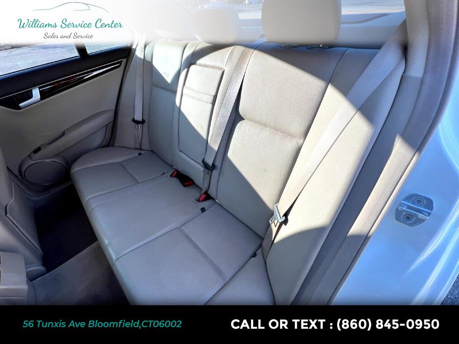 Used Mercedes-Benz C-Class 4dr Sdn C 300 Sport 4MATIC 2012 | Williams Service Center. Bloomfield, Connecticut Used Mercedes-Benz C-Class 4dr Sdn C 300 Sport 4MATIC 2012 | Williams Service Center. Bloomfield, Connecticut