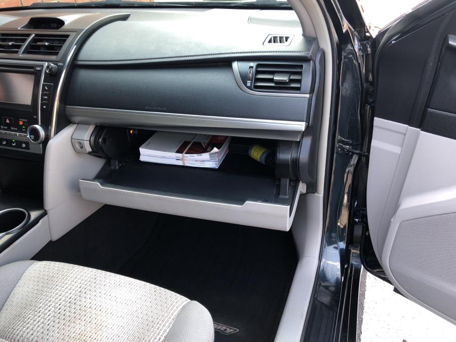 2013 Toyota Camry 4dr Sdn Auto LE, available for sale in Waterbury, Connecticut | National Auto Brokers, Inc.. Waterbury, Connecticut 2013 Toyota Camry 4dr Sdn Auto LE, available for sale in Waterbury, Connecticut | National Auto Brokers, Inc.. Waterbury, Connecticut