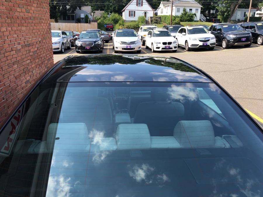 2013 Toyota Camry 4dr Sdn Auto LE, available for sale in Waterbury, Connecticut | National Auto Brokers, Inc.. Waterbury, Connecticut 2013 Toyota Camry 4dr Sdn Auto LE, available for sale in Waterbury, Connecticut | National Auto Brokers, Inc.. Waterbury, Connecticut