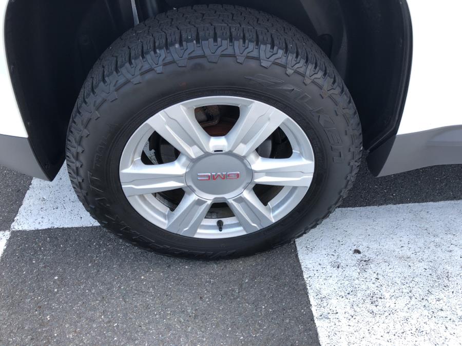 Used GMC Terrain FWD 4dr SLE 2015 | National Auto Brokers, Inc.. Waterbury, Connecticut Used GMC Terrain FWD 4dr SLE 2015 | National Auto Brokers, Inc.. Waterbury, Connecticut