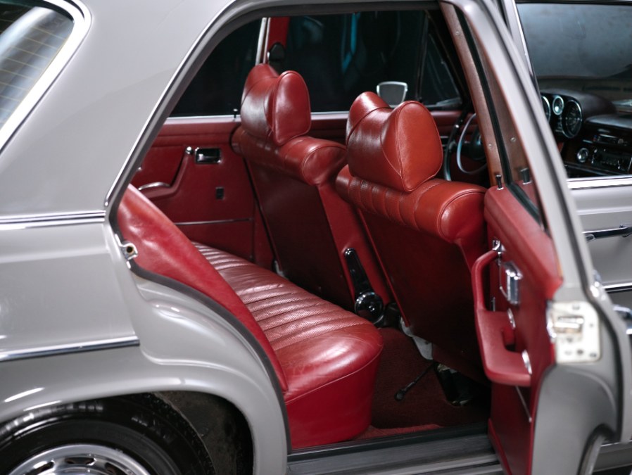 Used Mercedes-Benz 280se 4.5 1972 | Meccanic Shop North Inc. North Salem, New York Used Mercedes-Benz 280se 4.5 1972 | Meccanic Shop North Inc. North Salem, New York