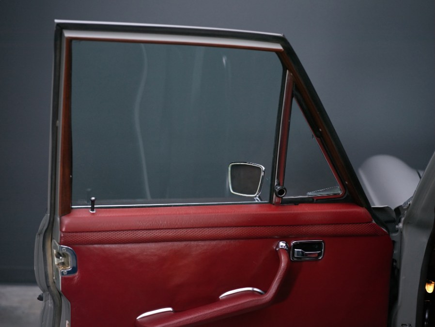 Used Mercedes-Benz 280se 4.5 1972 | Meccanic Shop North Inc. North Salem, New York Used Mercedes-Benz 280se 4.5 1972 | Meccanic Shop North Inc. North Salem, New York