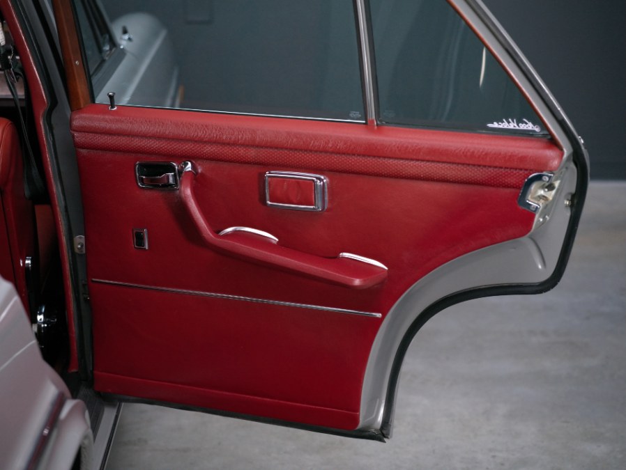 Used Mercedes-Benz 280se 4.5 1972 | Meccanic Shop North Inc. North Salem, New York Used Mercedes-Benz 280se 4.5 1972 | Meccanic Shop North Inc. North Salem, New York