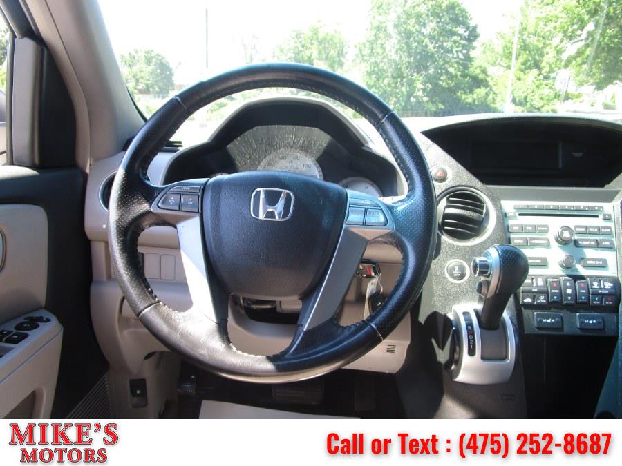2009 Honda Pilot 4WD 4dr EX-L, available for sale in Stratford, Connecticut | Mike's Motors LLC. Stratford, Connecticut 2009 Honda Pilot 4WD 4dr EX-L, available for sale in Stratford, Connecticut | Mike's Motors LLC. Stratford, Connecticut