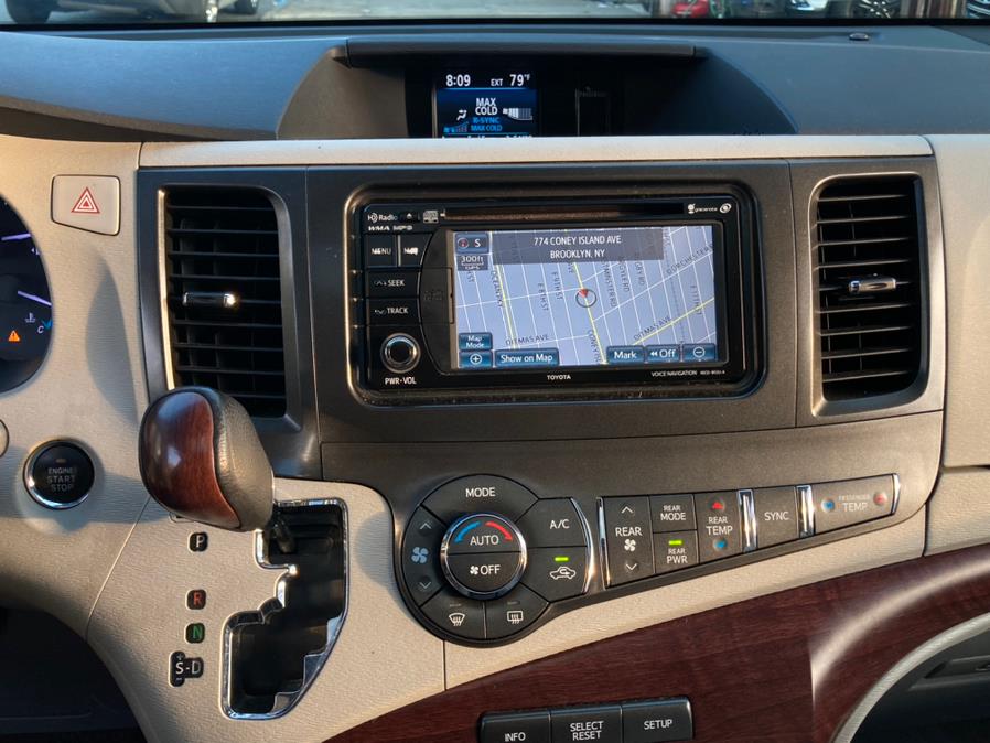 2013 Toyota Sienna 5dr 7-Pass Van V6 XLE AWD (Natl), available for sale in Brooklyn, New York | Carsbuck Inc.. Brooklyn, New York 2013 Toyota Sienna 5dr 7-Pass Van V6 XLE AWD (Natl), available for sale in Brooklyn, New York | Carsbuck Inc.. Brooklyn, New York