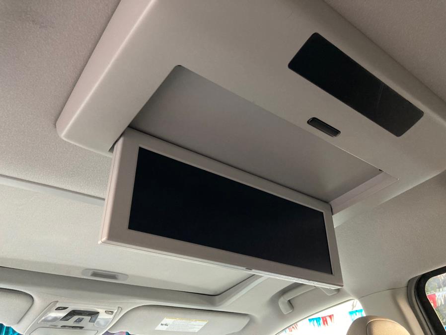 2013 Toyota Sienna 5dr 7-Pass Van V6 XLE AWD (Natl), available for sale in Brooklyn, New York | Carsbuck Inc.. Brooklyn, New York 2013 Toyota Sienna 5dr 7-Pass Van V6 XLE AWD (Natl), available for sale in Brooklyn, New York | Carsbuck Inc.. Brooklyn, New York