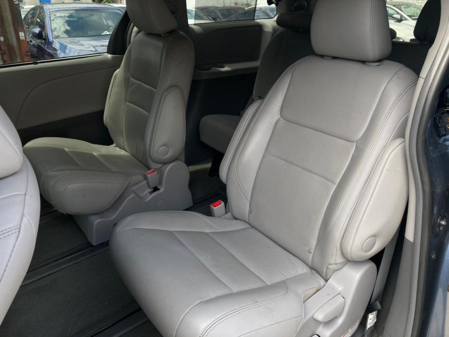 2017 Toyota Sienna XLE Premium AWD 7-Passenger (Natl), available for sale in Brooklyn, New York | Carsbuck Inc.. Brooklyn, New York 2017 Toyota Sienna XLE Premium AWD 7-Passenger (Natl), available for sale in Brooklyn, New York | Carsbuck Inc.. Brooklyn, New York