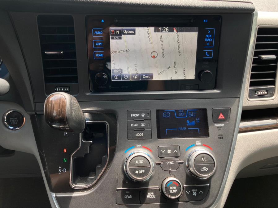 2017 Toyota Sienna XLE Premium AWD 7-Passenger (Natl), available for sale in Brooklyn, New York | Carsbuck Inc.. Brooklyn, New York 2017 Toyota Sienna XLE Premium AWD 7-Passenger (Natl), available for sale in Brooklyn, New York | Carsbuck Inc.. Brooklyn, New York