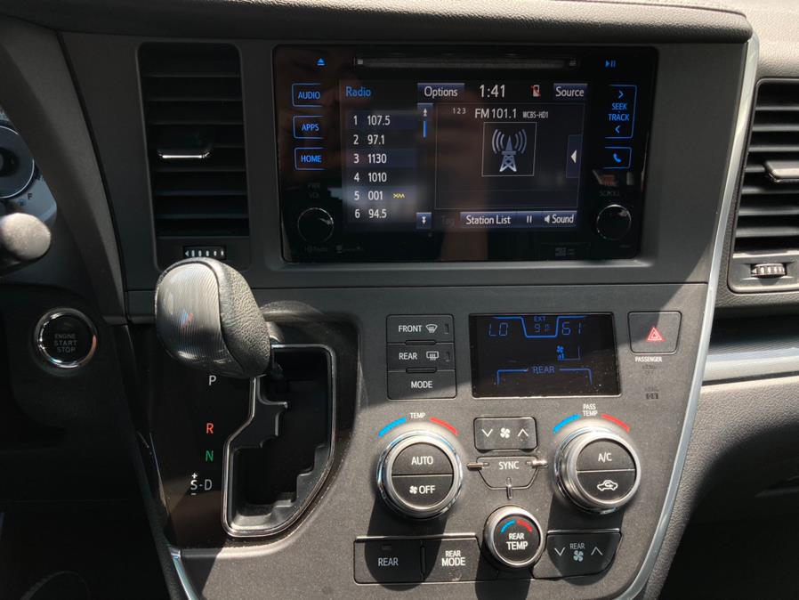 Used Toyota Sienna 5dr 8-Pass Van SE Premium FWD (Natl) 2015 | Carsbuck Inc.. Brooklyn, New York Used Toyota Sienna 5dr 8-Pass Van SE Premium FWD (Natl) 2015 | Carsbuck Inc.. Brooklyn, New York