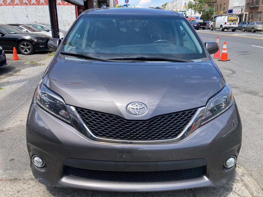 Used Toyota Sienna 5dr 8-Pass Van SE Premium FWD (Natl) 2015 | Carsbuck Inc.. Brooklyn, New York Used Toyota Sienna 5dr 8-Pass Van SE Premium FWD (Natl) 2015 | Carsbuck Inc.. Brooklyn, New York