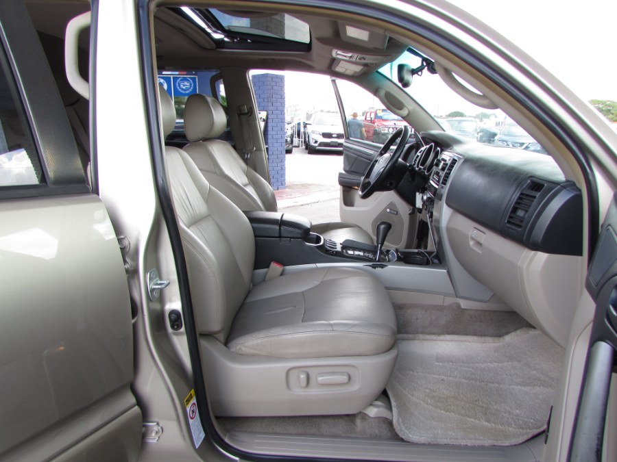 Used Toyota 4Runner 4dr Limited V8 Auto 4WD (SE) 2003 | VIP Auto Enterprise, Inc. Orlando, Florida Used Toyota 4Runner 4dr Limited V8 Auto 4WD (SE) 2003 | VIP Auto Enterprise, Inc. Orlando, Florida