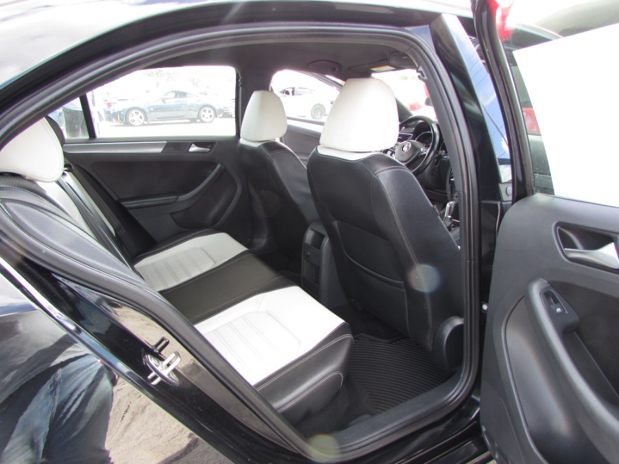 Used Volkswagen Jetta Sedan 4dr Auto 1.8T Sport PZEV 2016 | VIP Auto Enterprise, Inc. Orlando, Florida Used Volkswagen Jetta Sedan 4dr Auto 1.8T Sport PZEV 2016 | VIP Auto Enterprise, Inc. Orlando, Florida