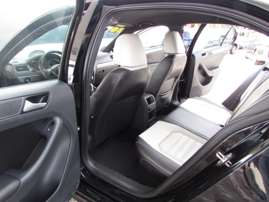Used Volkswagen Jetta Sedan 4dr Auto 1.8T Sport PZEV 2016 | VIP Auto Enterprise, Inc. Orlando, Florida Used Volkswagen Jetta Sedan 4dr Auto 1.8T Sport PZEV 2016 | VIP Auto Enterprise, Inc. Orlando, Florida