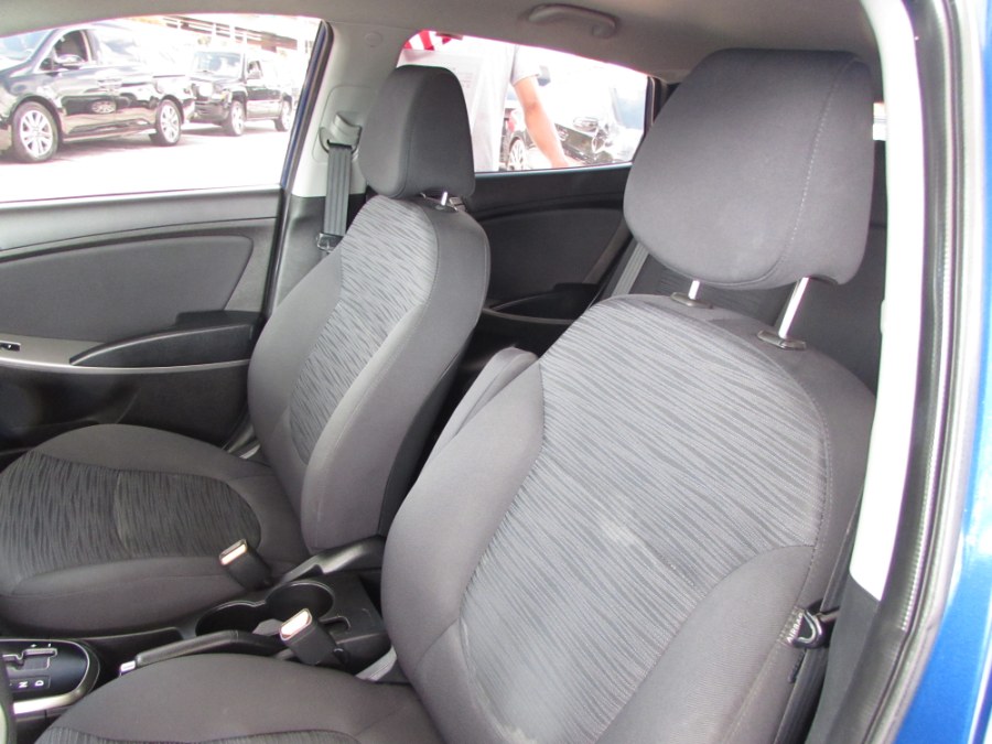 Used Hyundai Accent SE Hatchback Auto 2017 | VIP Auto Enterprise, Inc. Orlando, Florida Used Hyundai Accent SE Hatchback Auto 2017 | VIP Auto Enterprise, Inc. Orlando, Florida