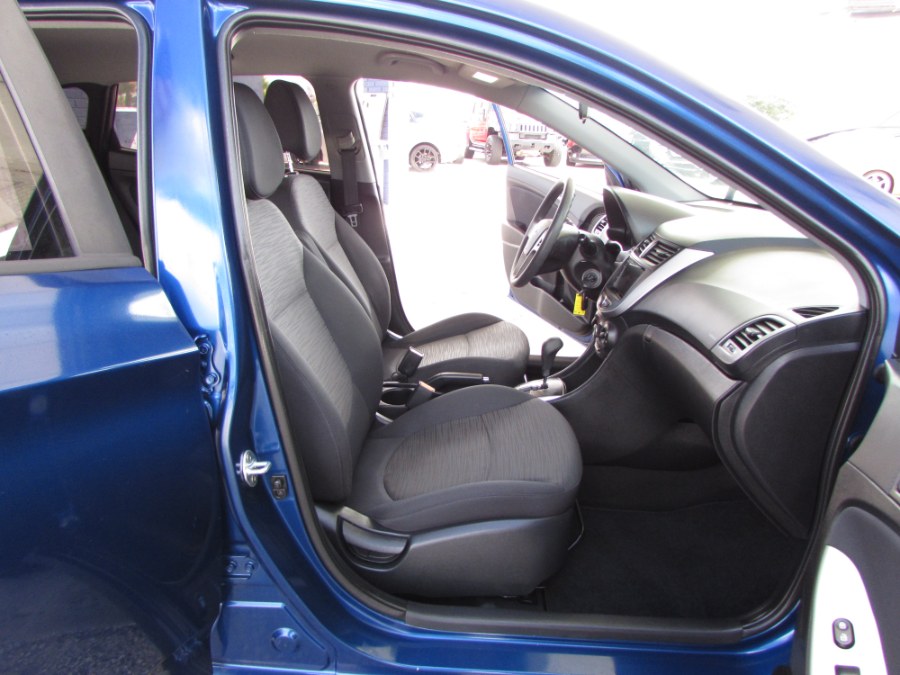 Used Hyundai Accent SE Hatchback Auto 2017 | VIP Auto Enterprise, Inc. Orlando, Florida Used Hyundai Accent SE Hatchback Auto 2017 | VIP Auto Enterprise, Inc. Orlando, Florida