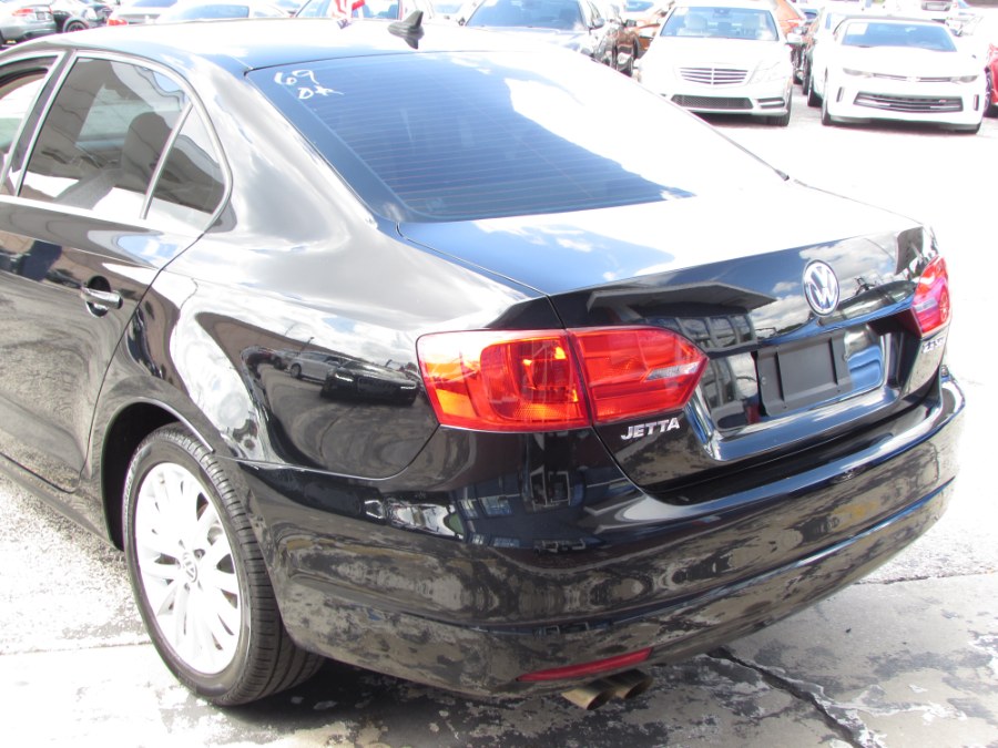 Used Volkswagen Jetta Sedan 4dr Auto SEL w/Nav 2013 | VIP Auto Enterprise, Inc. Orlando, Florida Used Volkswagen Jetta Sedan 4dr Auto SEL w/Nav 2013 | VIP Auto Enterprise, Inc. Orlando, Florida