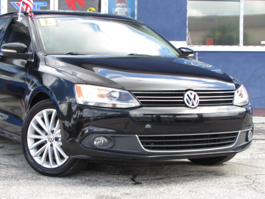 Used Volkswagen Jetta Sedan 4dr Auto SEL w/Nav 2013 | VIP Auto Enterprise, Inc. Orlando, Florida Used Volkswagen Jetta Sedan 4dr Auto SEL w/Nav 2013 | VIP Auto Enterprise, Inc. Orlando, Florida