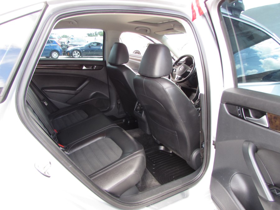 2015 Volkswagen Passat 4dr Sdn 1.8T Auto SEL Premium, available for sale in Orlando, Florida | VIP Auto Enterprise, Inc. Orlando, Florida 2015 Volkswagen Passat 4dr Sdn 1.8T Auto SEL Premium, available for sale in Orlando, Florida | VIP Auto Enterprise, Inc. Orlando, Florida