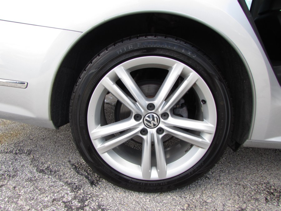 2015 Volkswagen Passat 4dr Sdn 1.8T Auto SEL Premium, available for sale in Orlando, Florida | VIP Auto Enterprise, Inc. Orlando, Florida 2015 Volkswagen Passat 4dr Sdn 1.8T Auto SEL Premium, available for sale in Orlando, Florida | VIP Auto Enterprise, Inc. Orlando, Florida