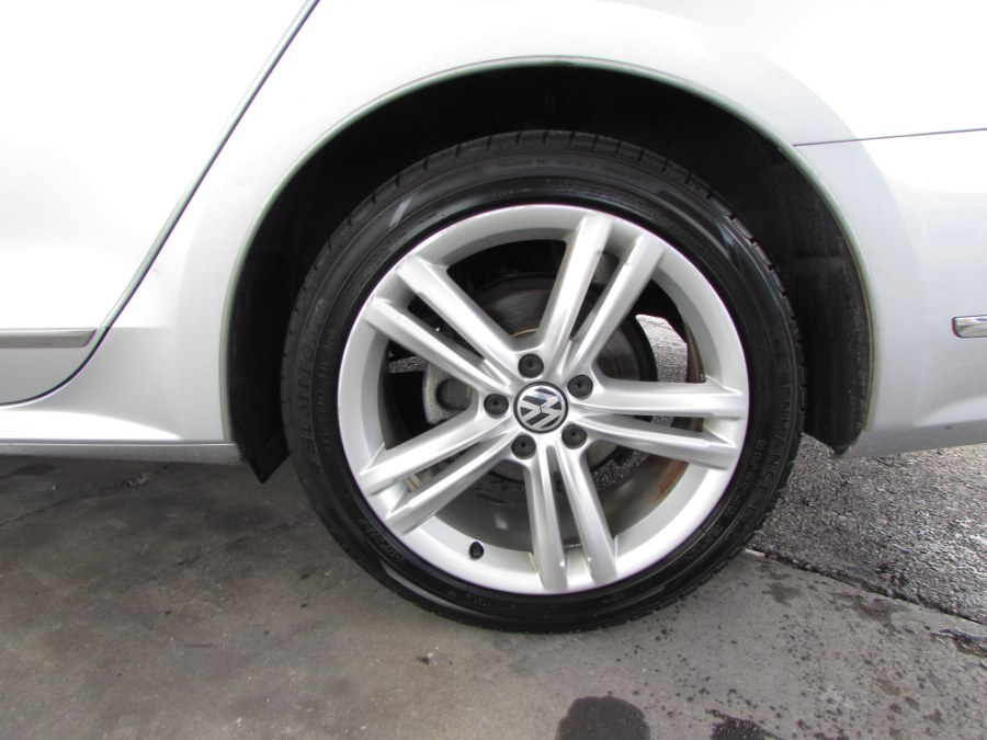 2015 Volkswagen Passat 4dr Sdn 1.8T Auto SEL Premium, available for sale in Orlando, Florida | VIP Auto Enterprise, Inc. Orlando, Florida 2015 Volkswagen Passat 4dr Sdn 1.8T Auto SEL Premium, available for sale in Orlando, Florida | VIP Auto Enterprise, Inc. Orlando, Florida