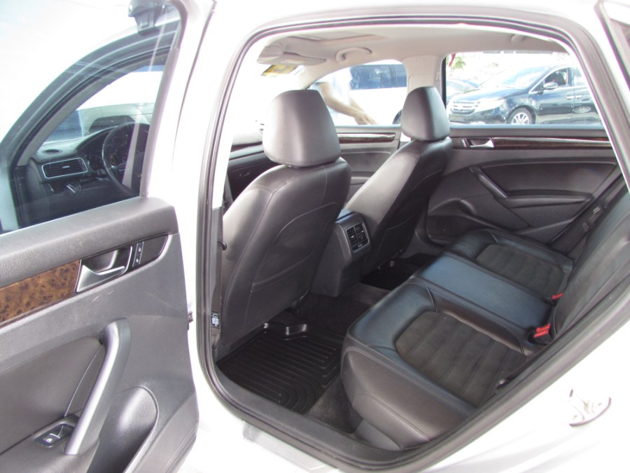 2015 Volkswagen Passat 4dr Sdn 1.8T Auto SEL Premium, available for sale in Orlando, Florida | VIP Auto Enterprise, Inc. Orlando, Florida 2015 Volkswagen Passat 4dr Sdn 1.8T Auto SEL Premium, available for sale in Orlando, Florida | VIP Auto Enterprise, Inc. Orlando, Florida