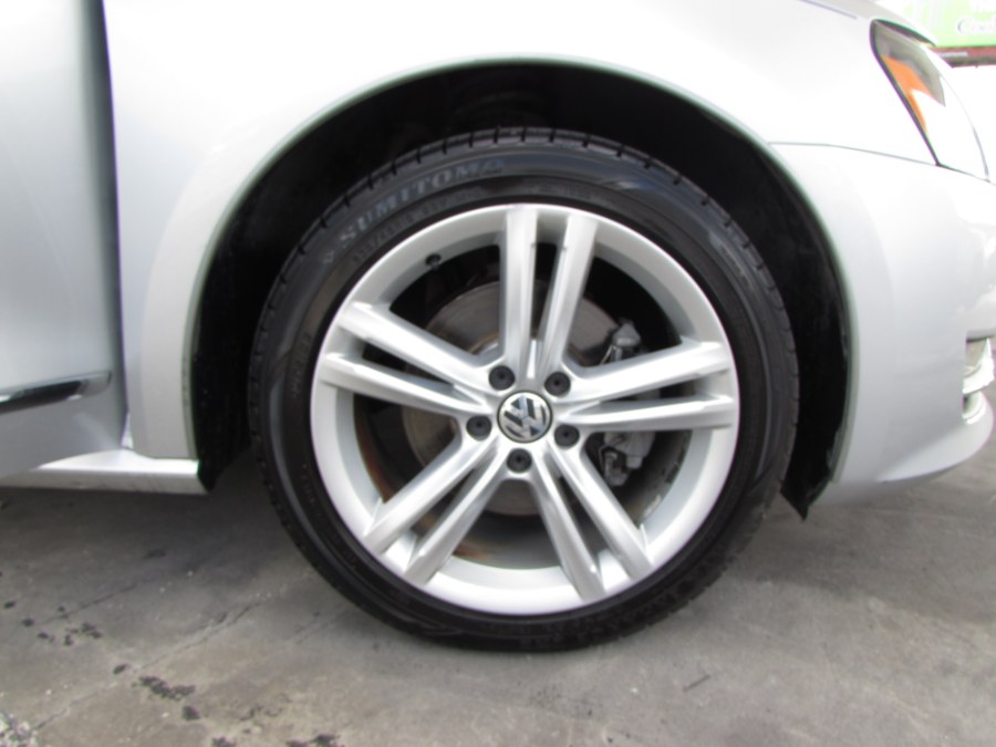 2015 Volkswagen Passat 4dr Sdn 1.8T Auto SEL Premium, available for sale in Orlando, Florida | VIP Auto Enterprise, Inc. Orlando, Florida 2015 Volkswagen Passat 4dr Sdn 1.8T Auto SEL Premium, available for sale in Orlando, Florida | VIP Auto Enterprise, Inc. Orlando, Florida