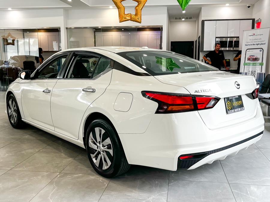 2020 Nissan Altima 2.5 S Sedan, available for sale in Franklin Square, New York | Luxury Motor Club. Franklin Square, New York 2020 Nissan Altima 2.5 S Sedan, available for sale in Franklin Square, New York | Luxury Motor Club. Franklin Square, New York