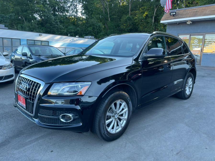 2011 Audi Q5 quattro 4dr 3.2L Premium Plus, available for sale in Waterbury, Connecticut | House of Cars LLC. Waterbury, Connecticut