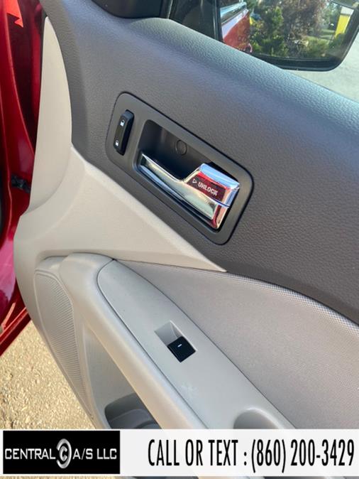 2012 Ford Fusion 4dr Sdn SE FWD, available for sale in East Windsor, Connecticut | Central A/S LLC. East Windsor, Connecticut 2012 Ford Fusion 4dr Sdn SE FWD, available for sale in East Windsor, Connecticut | Central A/S LLC. East Windsor, Connecticut