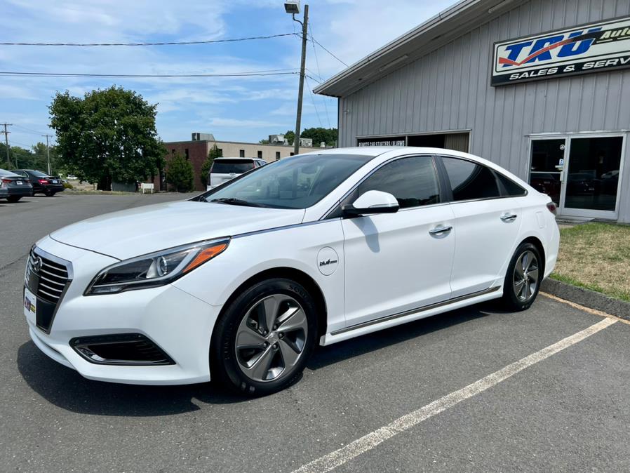 2017 Hyundai Sonata Plug-In Hybrid Limited 2.0L, available for sale in Berlin, Connecticut | Tru Auto Mall. Berlin, Connecticut 2017 Hyundai Sonata Plug-In Hybrid Limited 2.0L, available for sale in Berlin, Connecticut | Tru Auto Mall. Berlin, Connecticut