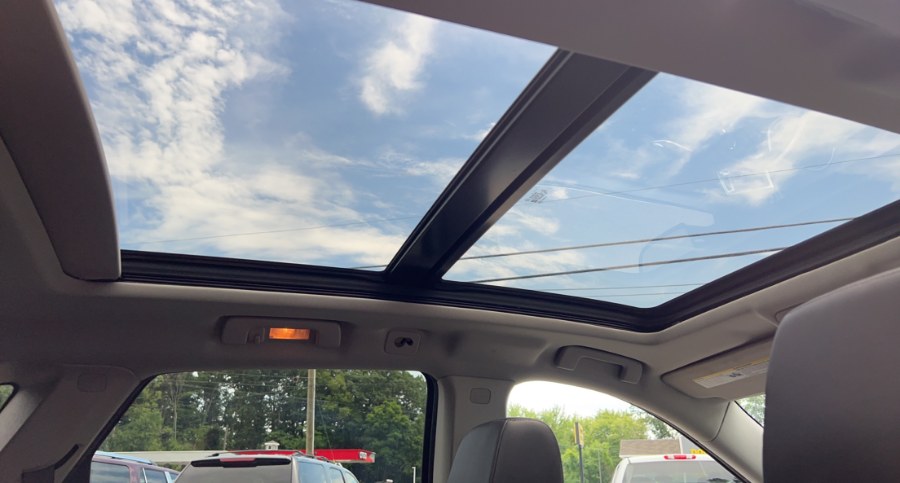 2011 Cadillac SRX AWD 4dr Luxury Collection, available for sale in Waterbury, Connecticut | West End Automotive Center. Waterbury, Connecticut 2011 Cadillac SRX AWD 4dr Luxury Collection, available for sale in Waterbury, Connecticut | West End Automotive Center. Waterbury, Connecticut