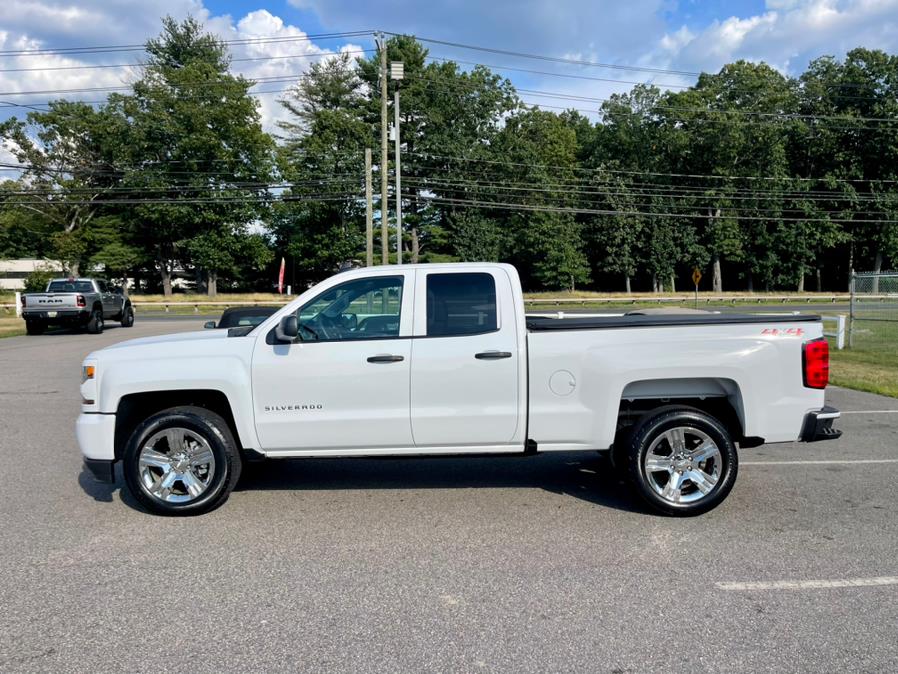 2019 Chevrolet Silverado 1500 LD 4WD Double Cab Custom, available for sale in South Windsor, Connecticut | Mike And Tony Auto Sales, Inc. South Windsor, Connecticut 2019 Chevrolet Silverado 1500 LD 4WD Double Cab Custom, available for sale in South Windsor, Connecticut | Mike And Tony Auto Sales, Inc. South Windsor, Connecticut