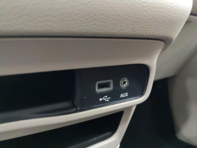 Used Chrysler Pacifica Touring L w/ rearCam 2020 | Car Revolution. Maple Shade, New Jersey Used Chrysler Pacifica Touring L w/ rearCam 2020 | Car Revolution. Maple Shade, New Jersey