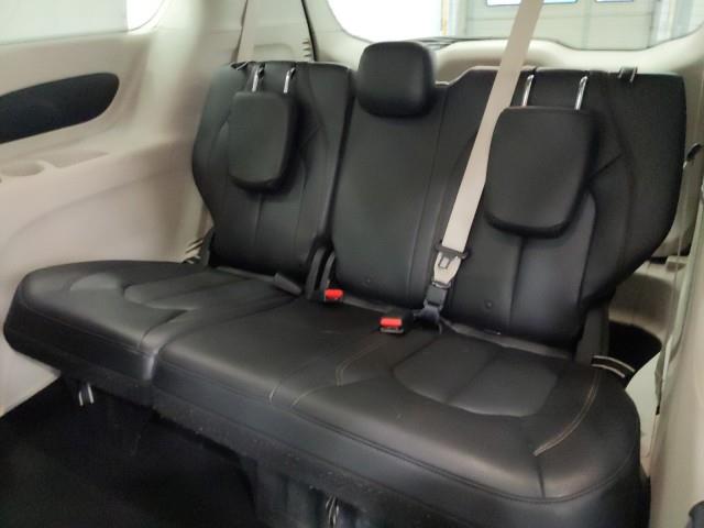 Used Chrysler Pacifica Touring L w/ rearCam 2020 | Car Revolution. Maple Shade, New Jersey Used Chrysler Pacifica Touring L w/ rearCam 2020 | Car Revolution. Maple Shade, New Jersey